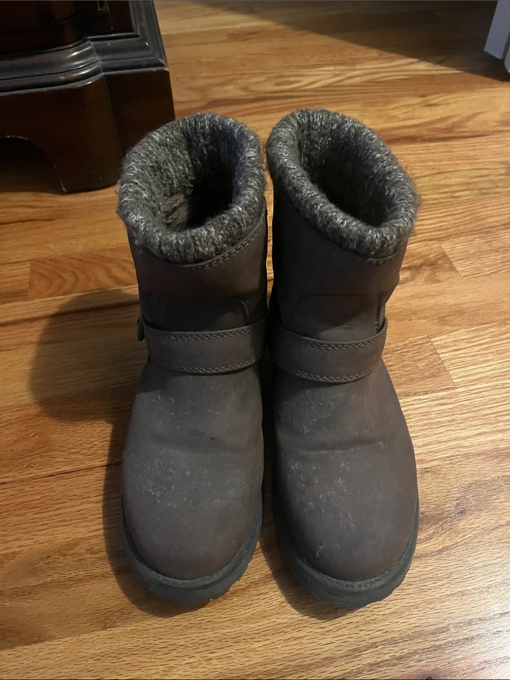 Cozy brown Faux-Fur Lined Winter Boots